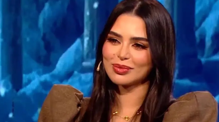 جليلة تكشف أسراراً عن علاقتها مع تامر حسني ..  "هو من بدأ"