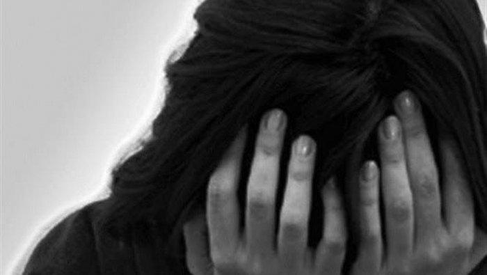 فتيات حاولن الانتحار  .. رانيا :تعرضت لتحرش جنسي من قبل والدي ..  وأيمان :أخي ربطني بالجنازير بعد ان اتهمتني زوجته بشرفي 