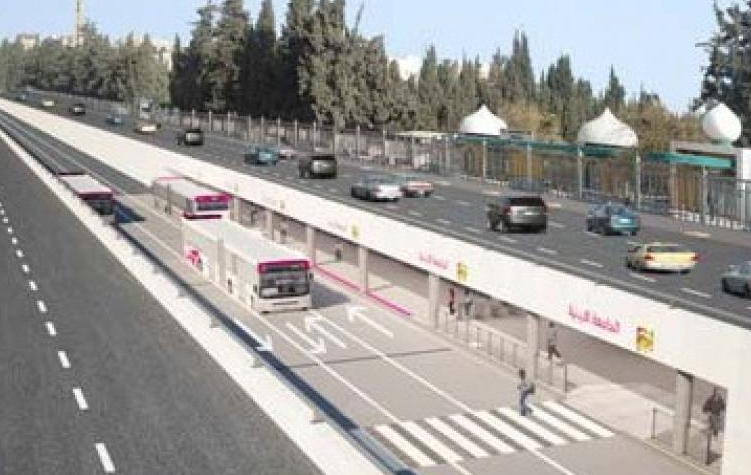 بعد إعلان الأمانة تأجيل التشغيل التجريبي للباص السريع  ..  الأردنيون: إلغوه و إعملوا حديقة "للمشي" أسرع  ..  صور