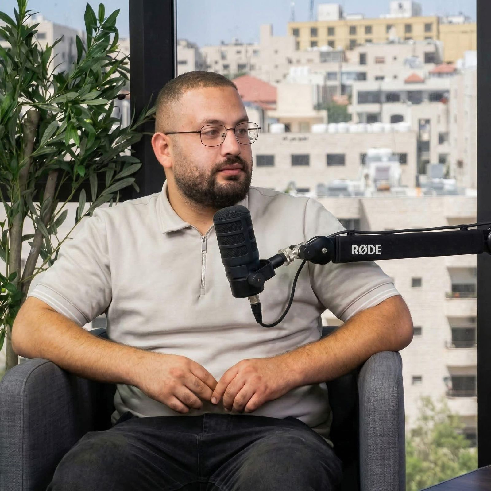 عدي أبو مرخية يكتب: ثورجية عبد الناصر وإعلام ضلالي… هل عدنا حقاً؟