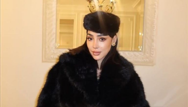 بسمة بوسيل تستقبل أول أيام رمضان في باريس