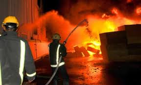 (4) إصابات حتى الأن أثر حريق كبير داخل شقة سكنية في منطقة طبربور