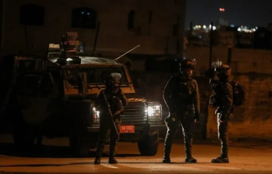 الاحتلال ينفذ اقتحامات ليلية في الخليل ونابلس وطوباس