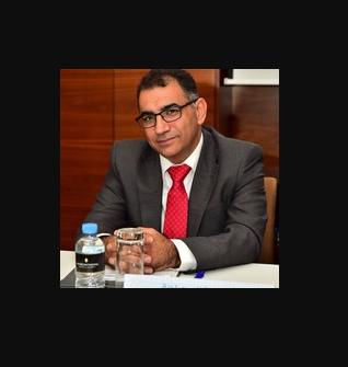 سأكتبُ أنكِ أحلى البلاد