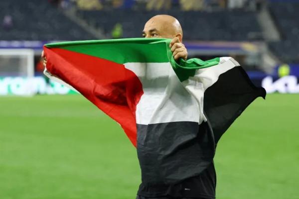 فيفا يحسم الجدل  ..  هل يتعرض حسام حسن لعقوبات بسبب علم فلسطين؟