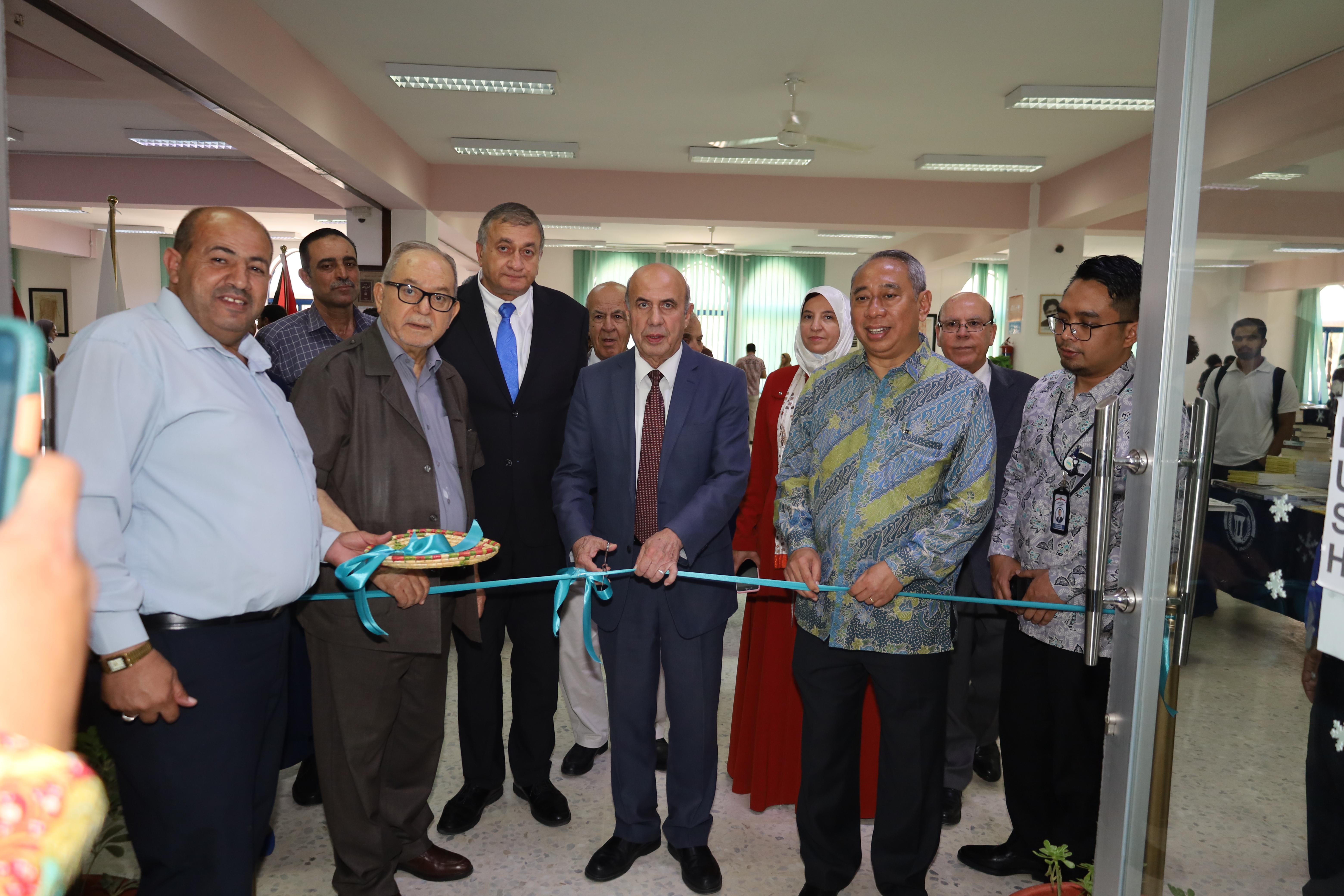 السفير الإندونيسي يزور جامعة فيلادلفيا