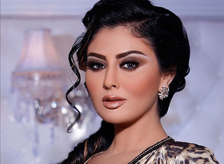 شاهد "مريم حسين" و هي طفلة ..  صورة
