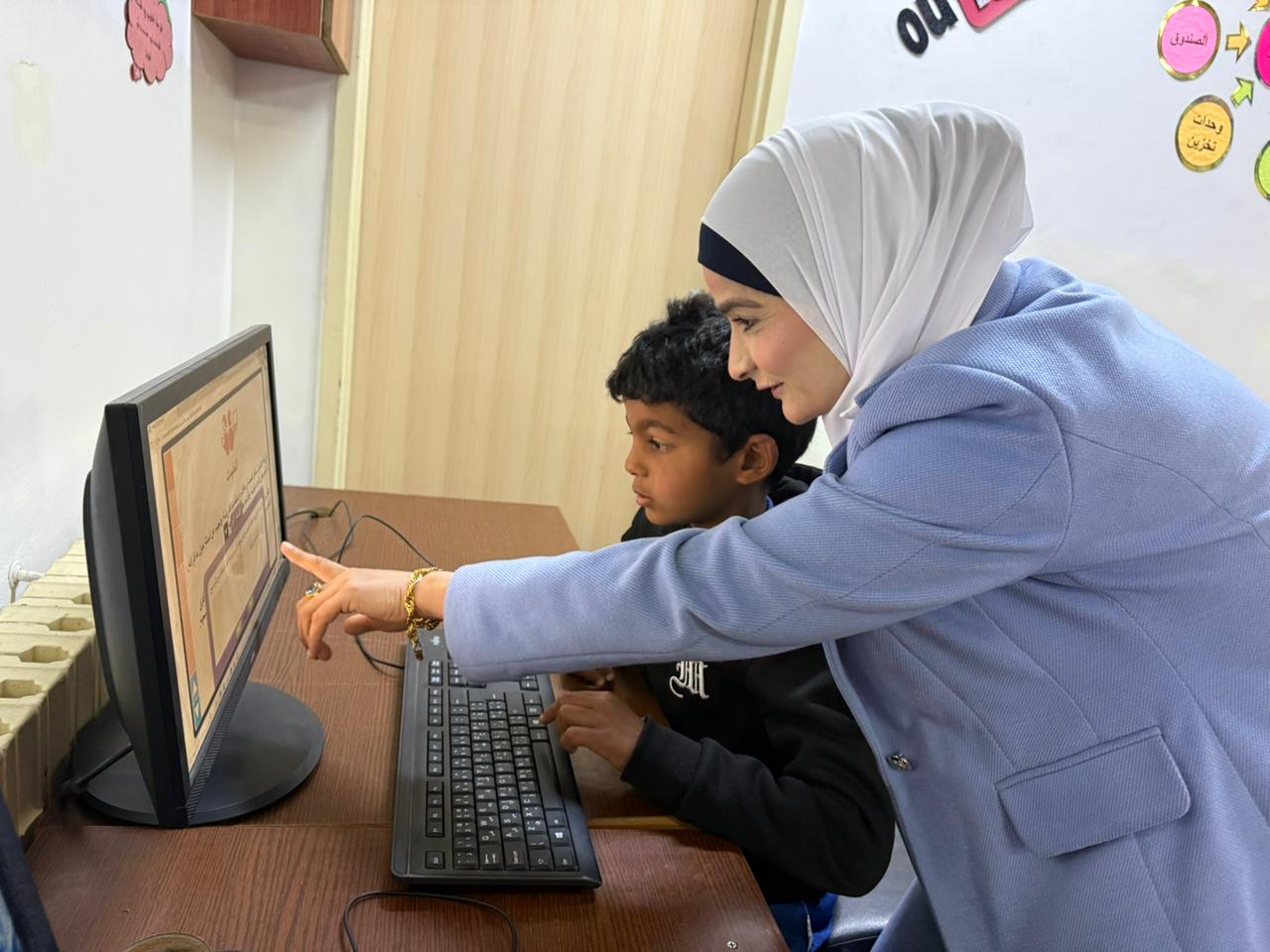 السواريس تتفقد سير الاختبار التجريبي للدراسة الدولية PIRLS