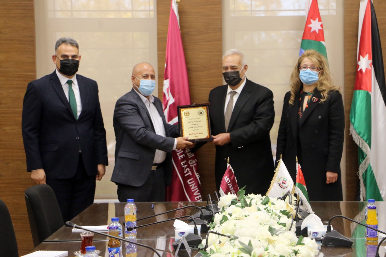 مشاريع مشتركة بين جامعة الشرق الأوسط ومديرية الأمن العام للحد من الجريمة 