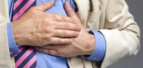 تقنية طبية تعيد شابًا إلى الحياة بعد إصابته بسكتة قلبية مفاجئة  
