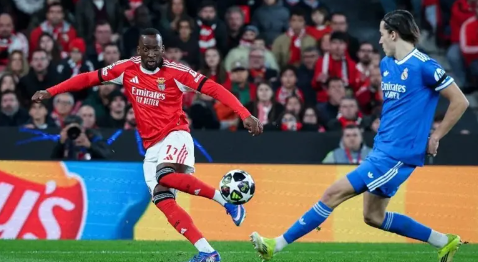 لاعب بنفيكا لزميله: لن أتقبلك إن ثبتت عنصريتك ضد فينيسيوس