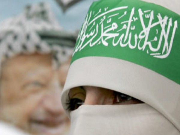 تعرف على الشهيدة " وداد عصفور " زوجة القيادي  الميداني في المقاومة" محمد الضيف "