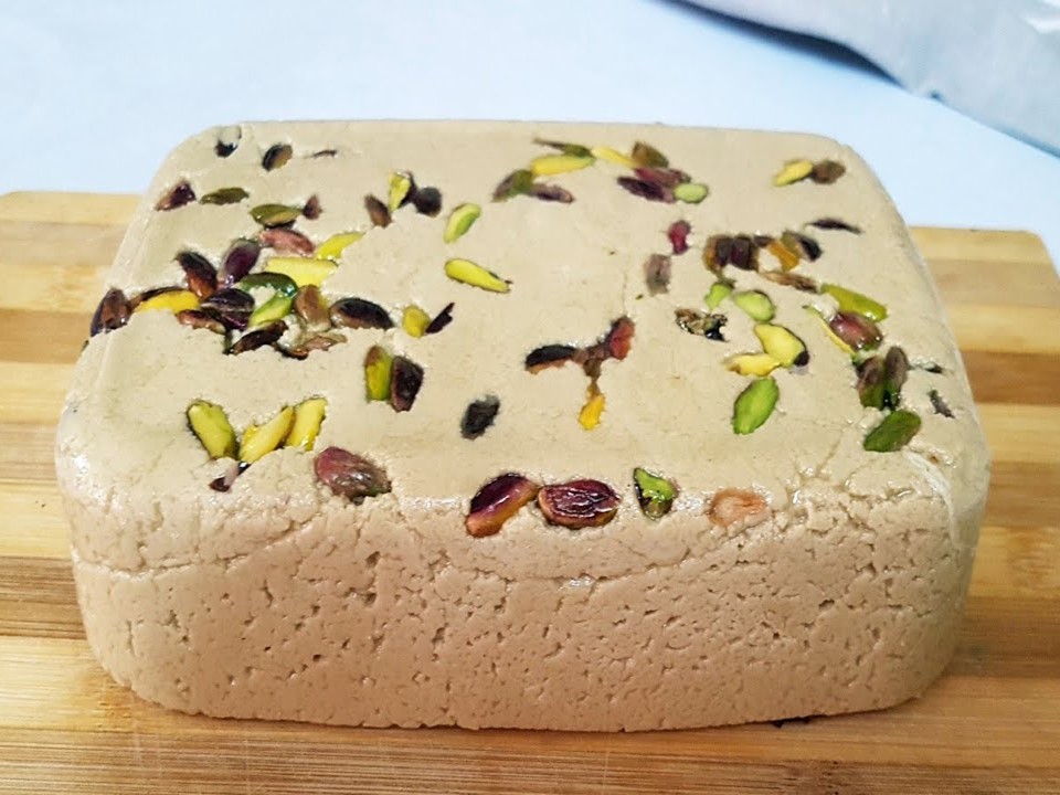 طريقة عمل الحلاوة الطحينية