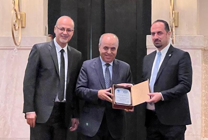 تكريم مجلة الزرقاء للدراسات والبحوث الإنسانية لاحتلالها المرتبة العاشرة عربياً وفقا لتصنيف "أرسيف"