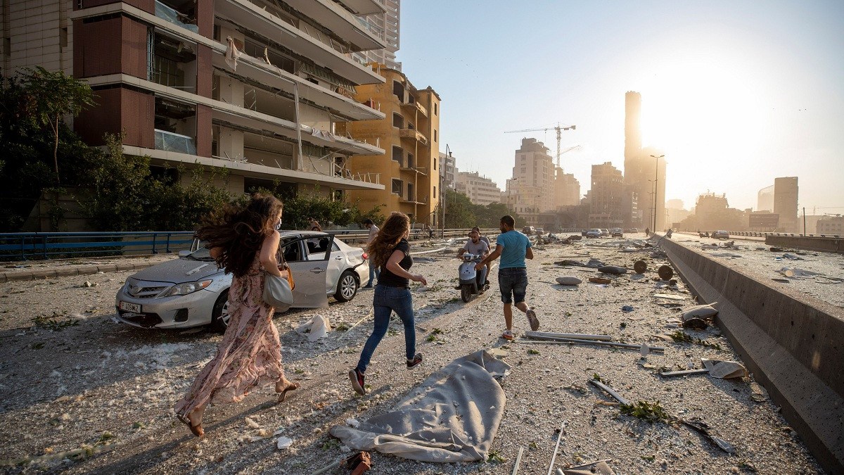 إصابة زوجة سفير هولندا بجروح خطيرة في انفجار بيروت