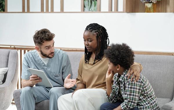 ضع رباط شعر حول هاتفك ..  لا تشحنه بالقرب منك