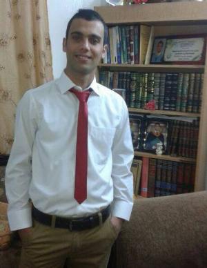 شكر لمن شارك محمد القواقنه  فرحته بالخطو بة