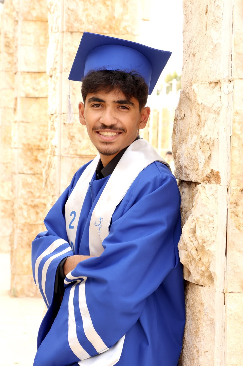 زيد وليد الزيود  ..  مبارك النجاح في الثانوية العامة