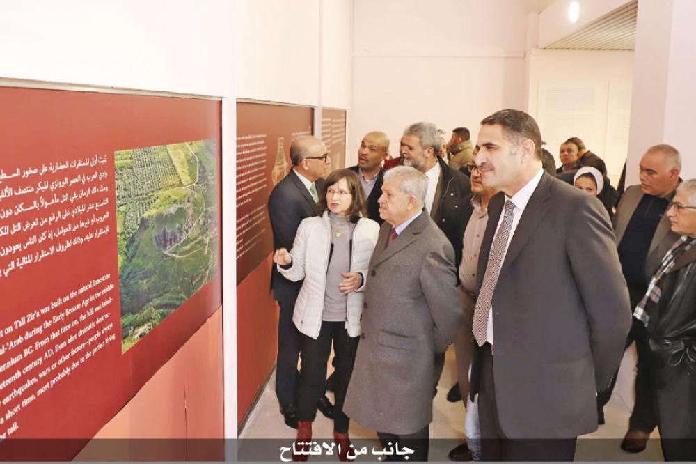افتتاح معرض »تل زرعة: مرآة من تاريخ الأردن القديم« باليرموك 