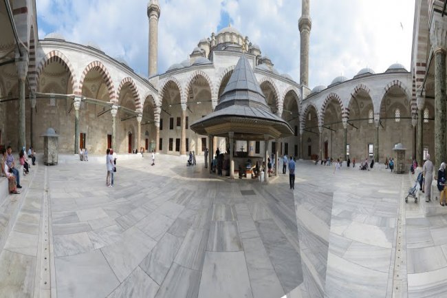 منطقة "الفاتح"في اسطنبول: ملامح تسترجع ذاكرة دمشق القديمة