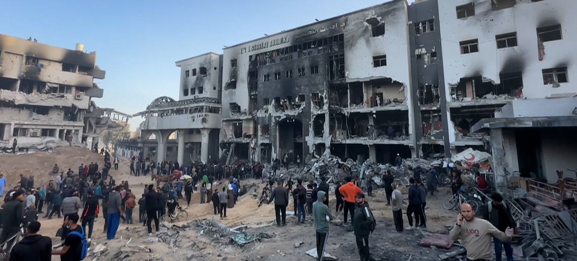 مجمع الشفاء: لا يمكن نقل المرضى من مستشفيات مدينة غزة إلى مستشفيات الجنوب