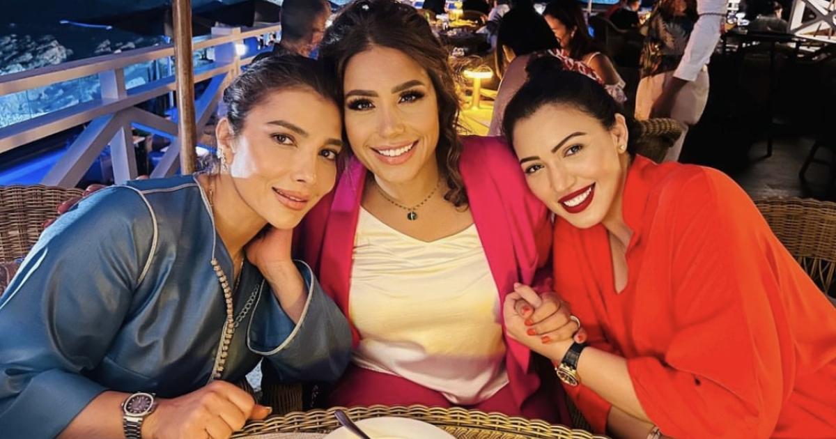 أصالة تُنهي خلاف هدى سعد وأسماء لمنور في لقاء ودّي بالمغرب والجمهور يحتفل بهذه العودة بالتعليقات