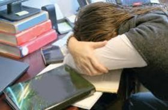 كيف احفظ  ..  انا طالبة و ذهني مشتت ؟