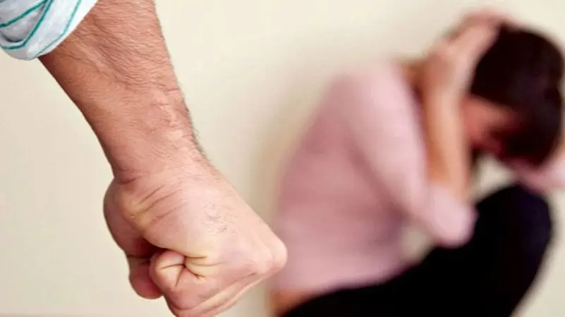 جريمة تهز تركيا ..  رجل يطلق النار على زوجته السابقة وطفلته داخل حديقة عامة