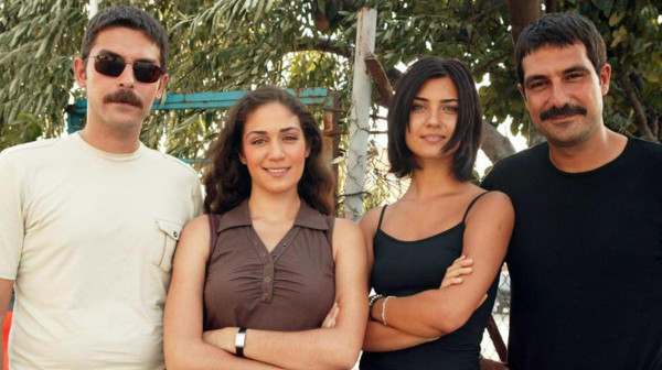 بالصور  ..  بطلة مسلسل سنوات الضياع مصابة بالسرطان