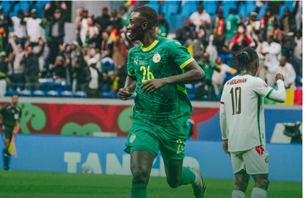 “أسود السنغال” تلتهم “صقور الجديان”