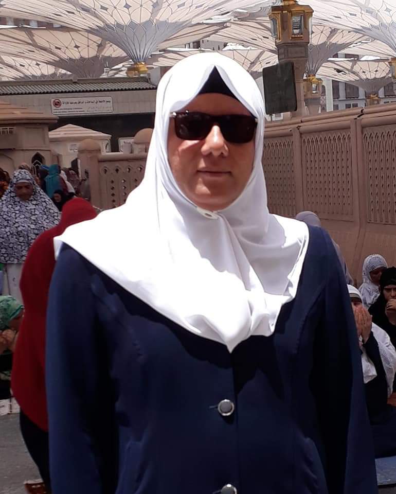  النفاق الاجتماعي ظاهره ملعونه 