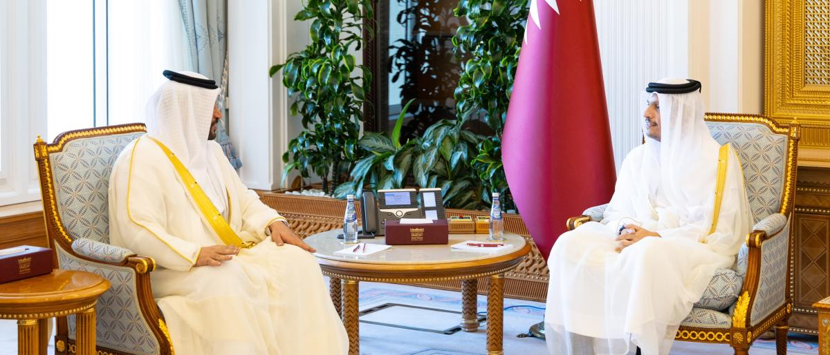 دعوة من ملك البحرين لأمير قطر لحضور القمة الخليجية