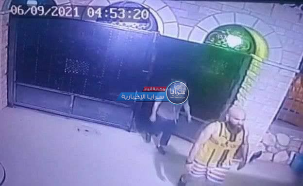 بالفيديو و الصور  ..  لقطات تنشر لأول مرة لأبطال "سجن جلبوع" بعد "انتزاعهم" حريتهم و خروجهم من مسجد 