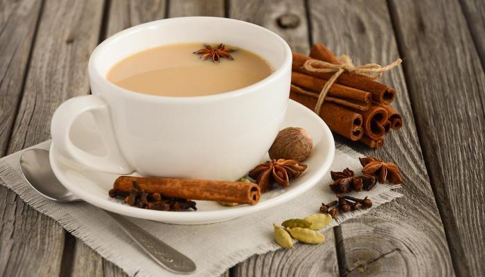فوائد شاي الكرك للهضم ..  يحمي من الإصابة بالانتفاخ