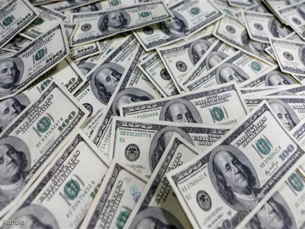 قصة "بائع الثلج" الذي اصبح مليونيرا بدون ان يدري : لماذا سأعيش هذه الحياة البائسة ؟