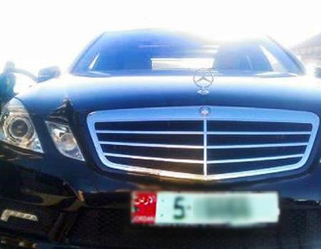 زوجات مسؤولين يقمن  بتركيب اجهزة تتبع على سيارات أزواجهن بعد اتساع ازمة الثقة بينهم 