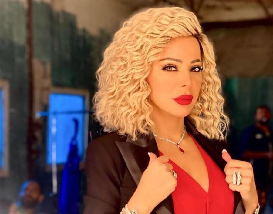 سوزان نجم الدين تنعي الملكة إليزابيث: نودع اليوم شعاعاً مضيئاً