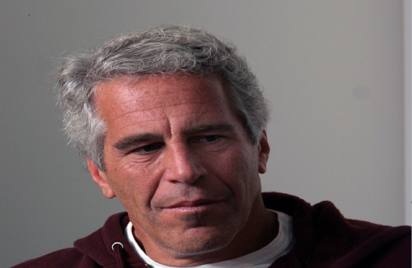 فضيحة جديدة تطارد إبستين ..  تمويل سري لمشروع استنساخ البشر!