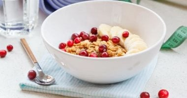 أطعمة ينبغي تناولها قبل الذهاب إلى الجيم ..  تمد جسمك بالطاقة والحيوية