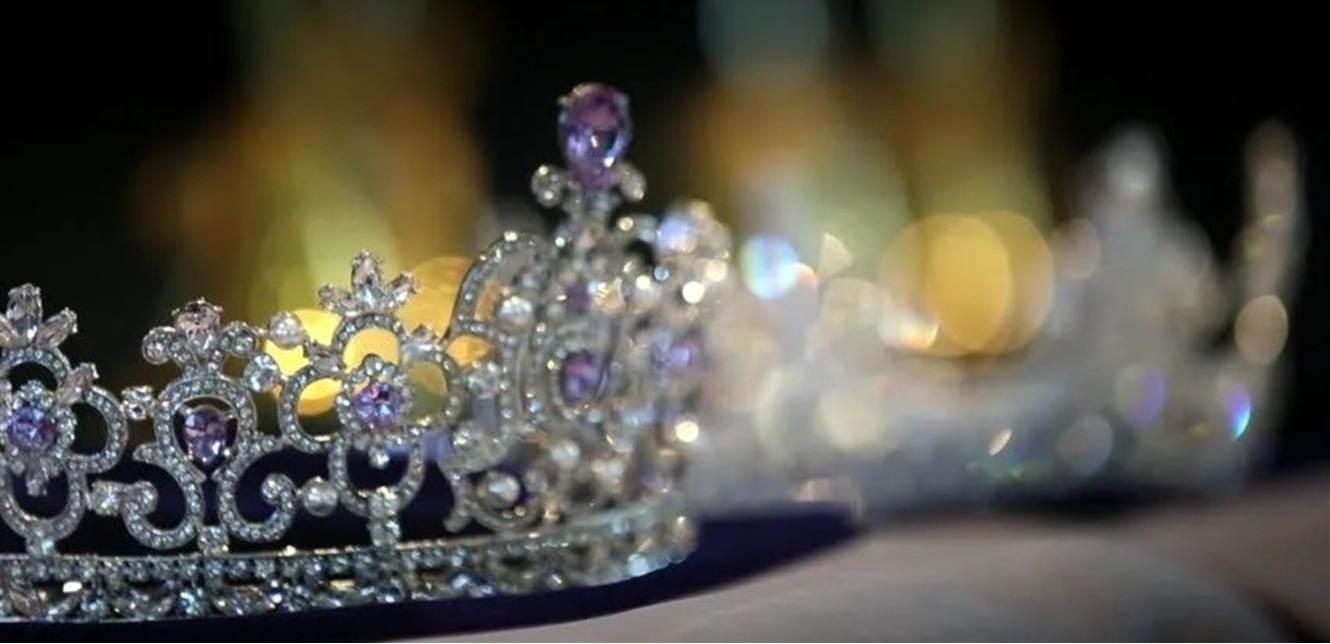 والدٌ غاضب يطلق النار على حُكام مسابقة ملكة جمال!