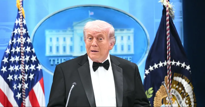 ترامب وجه بالاستعداد لفرض حصار طويل على موانئ إيران