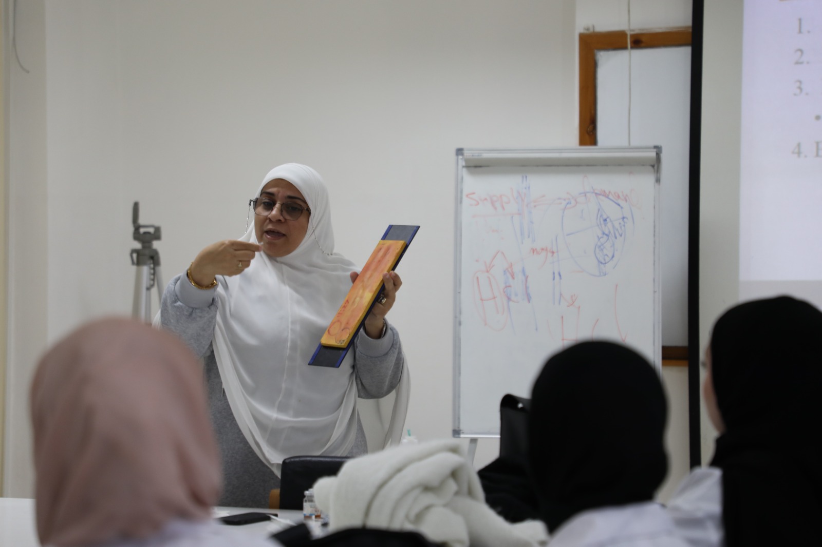 جامعة الزرقاء تعقد ورشة تدريبية حول الإسعافات الأولية