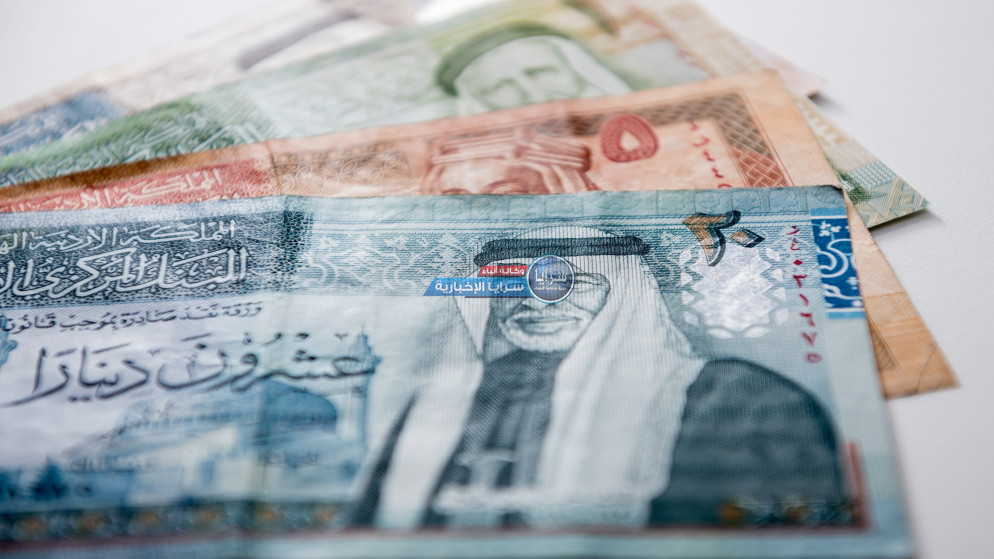 المركزي: جميع القطاعات ساهمت بالنمو باستثناء المطاعم