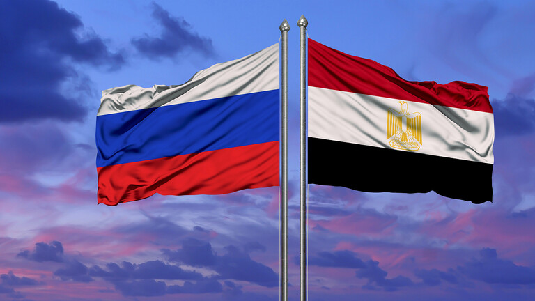 وزارة الهجرة المصرية تصدر بيانا بشأن إرسال الأموال إلى روسيا