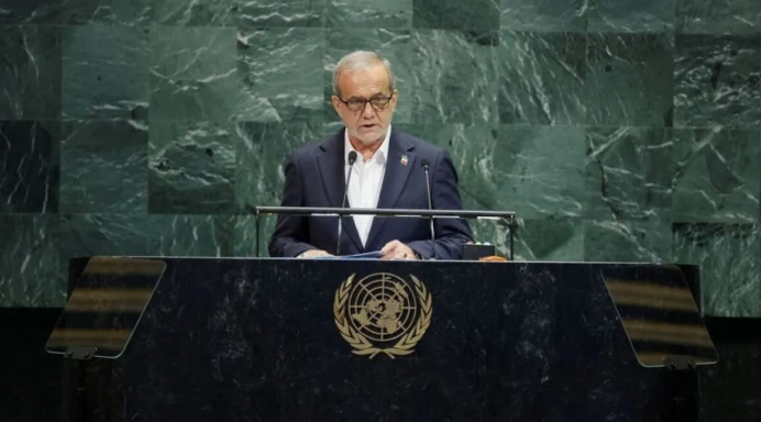 الرئيس الإيراني: الهجمات الإسرائيلية والأميركية "خيانة للدبلوماسية" ..  ونرفض السعي لامتلاك قنبلة نووية