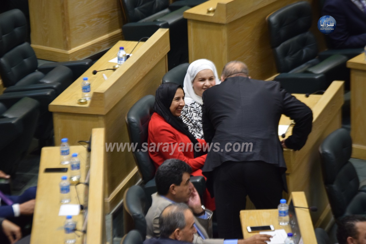  بالصور  .. لاول مرة النائب الحيصة بالحجاب في افتتاح الدورة العادية لمجلس الامة 