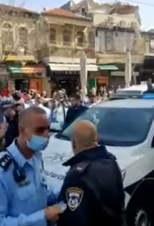 بالفيديو  .. أنباء عن محاولة طعن في القدس