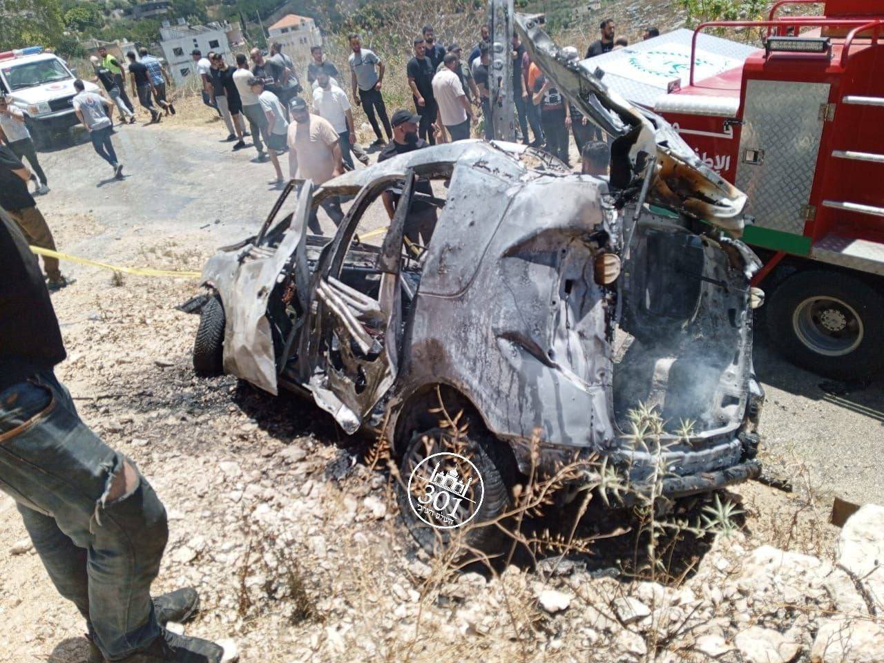 ‏إعلام لبناني : اغتيال عناصر من حزب الله بغارة إسرائيلية على سيارة جنوبي لبنان - صورة + فيديو 