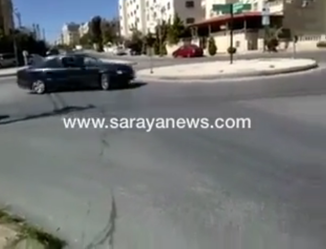 بالفيديو  ..  تفحيط وتخميس بطريقة جنونية بمنطقة طبربور 