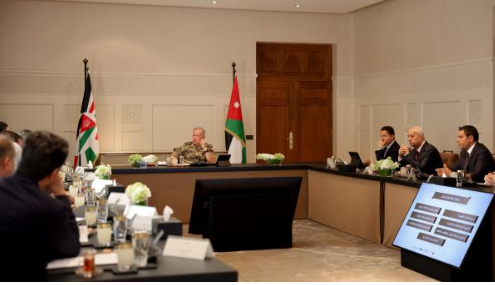  الملك يدعو إلى فتح أسواق جديدة للصناعات الأردنية 